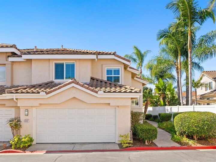 Property Photo:  1846 Bimini Way  CA 92081 