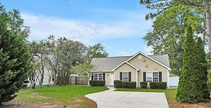 Property Photo: 1099 Woodcrest Road NC 28461