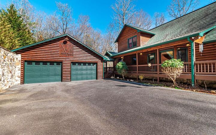 Property Photo: 202 Shepherds Ridge Road GA 30560