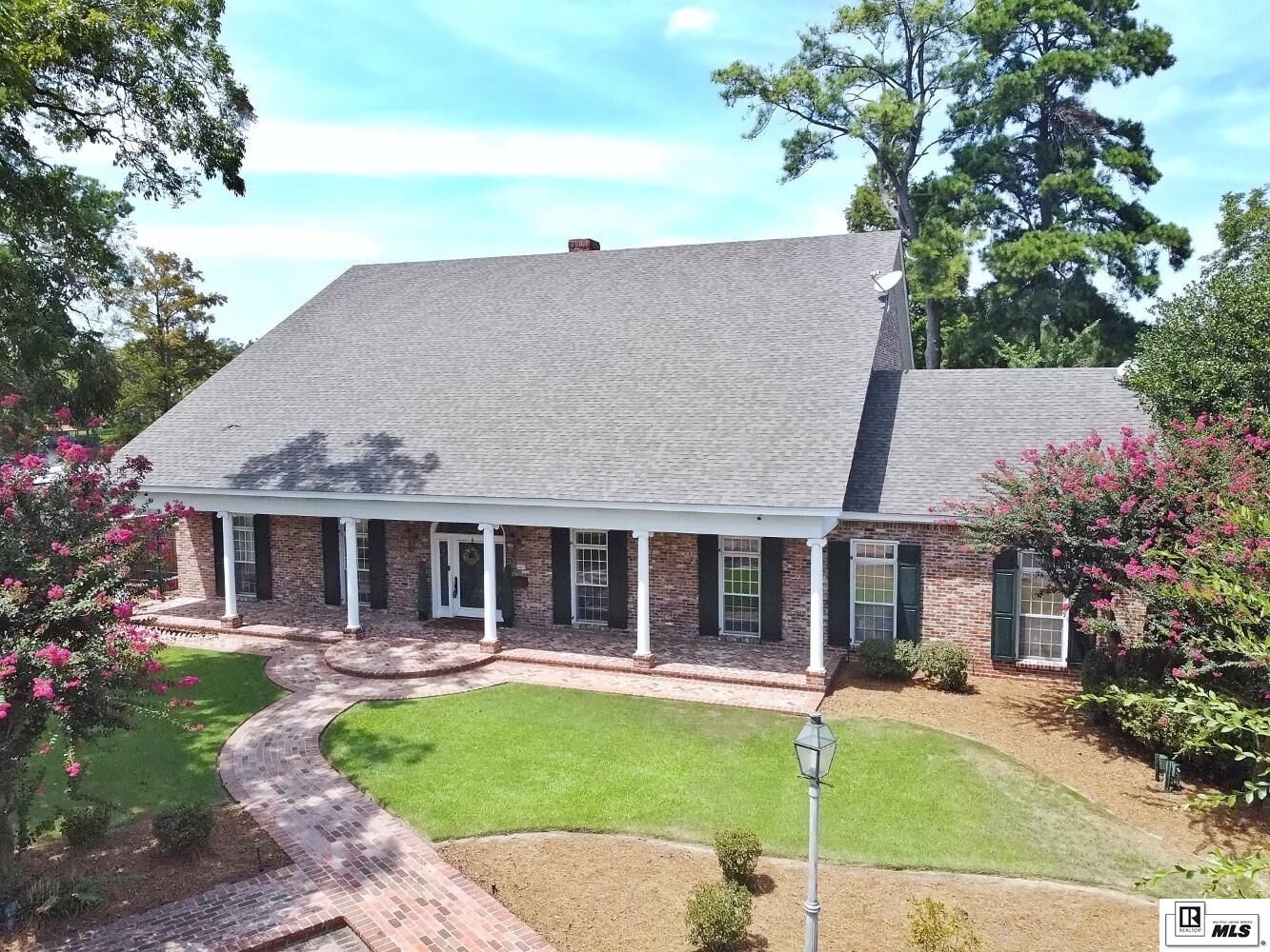 Property Photo: 4409 Belle Terre Drive LA 71201