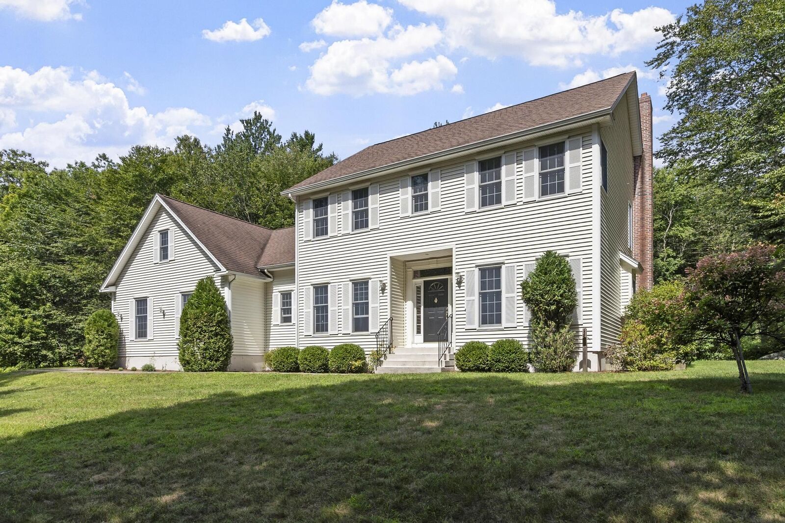 Property Photo: 304 Great Road NH 03452