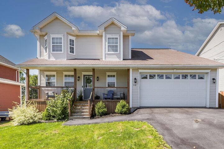110 Sawmill Crescent — photo 1