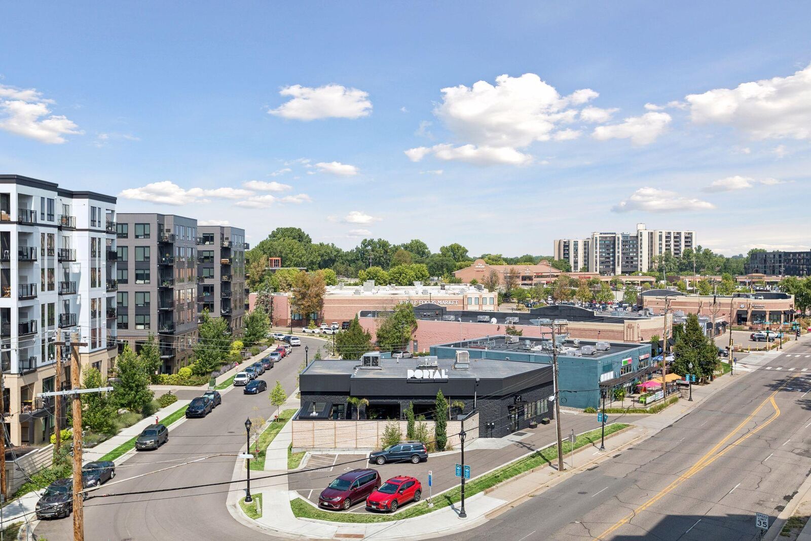 Property Photo: 3131 Excelsior Boulevard 512 MN 55416