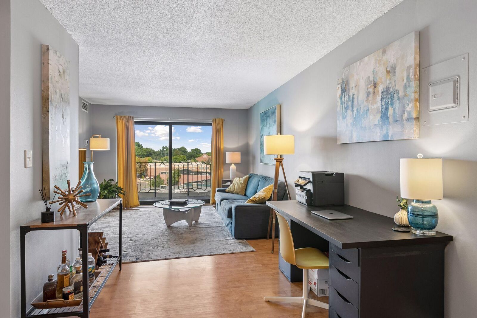 Property Photo: 3131 Excelsior Boulevard 512 MN 55416
