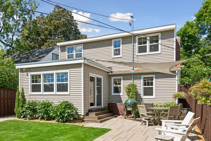 Property Photo:  2733 Georgia Avenue S  MN 55426 