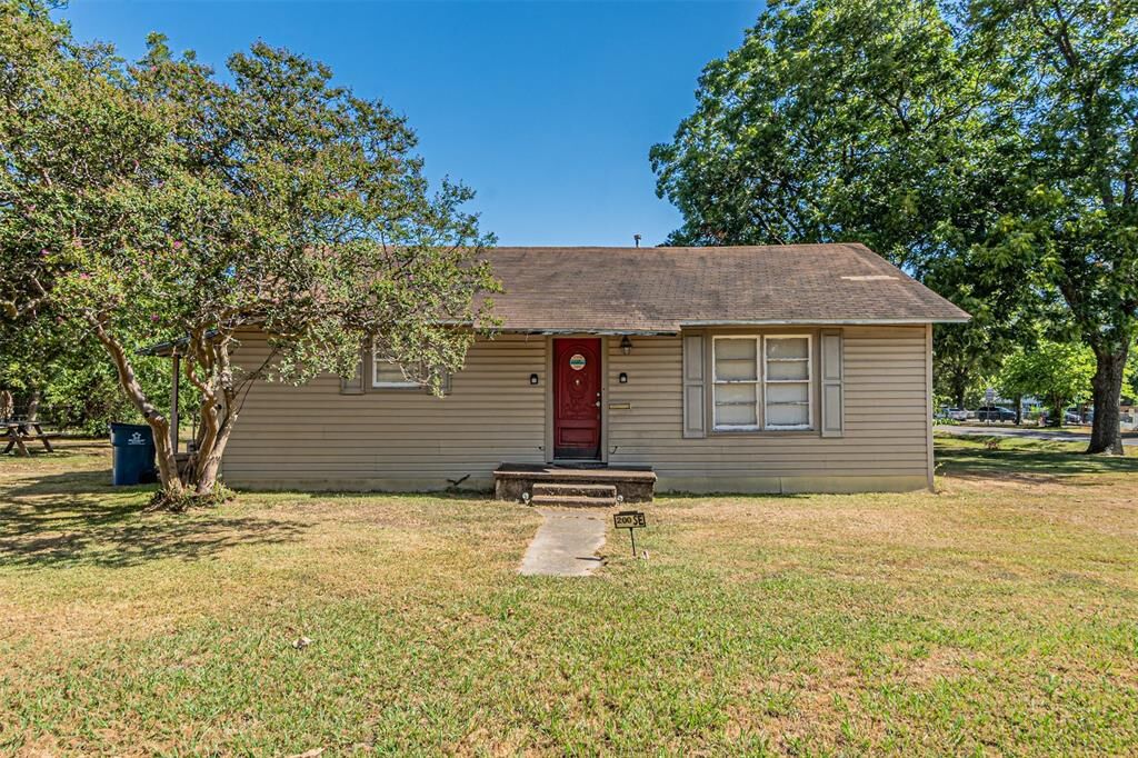 Property Photo:  200 4th Street  TX 75144 