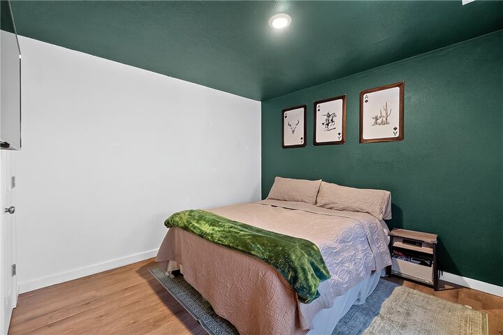 Property Photo:  403 SW 1st Avenue  AR 72736 