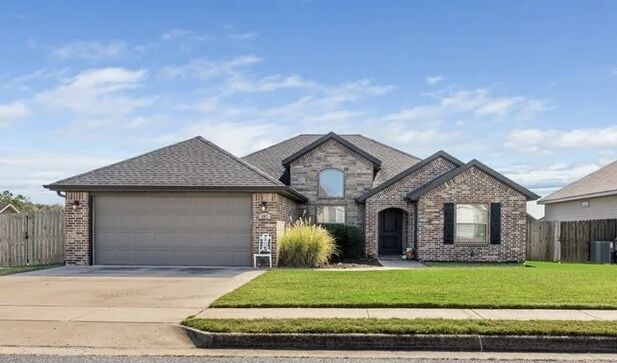 Property Photo:  807 Sand Street  AR 72718 