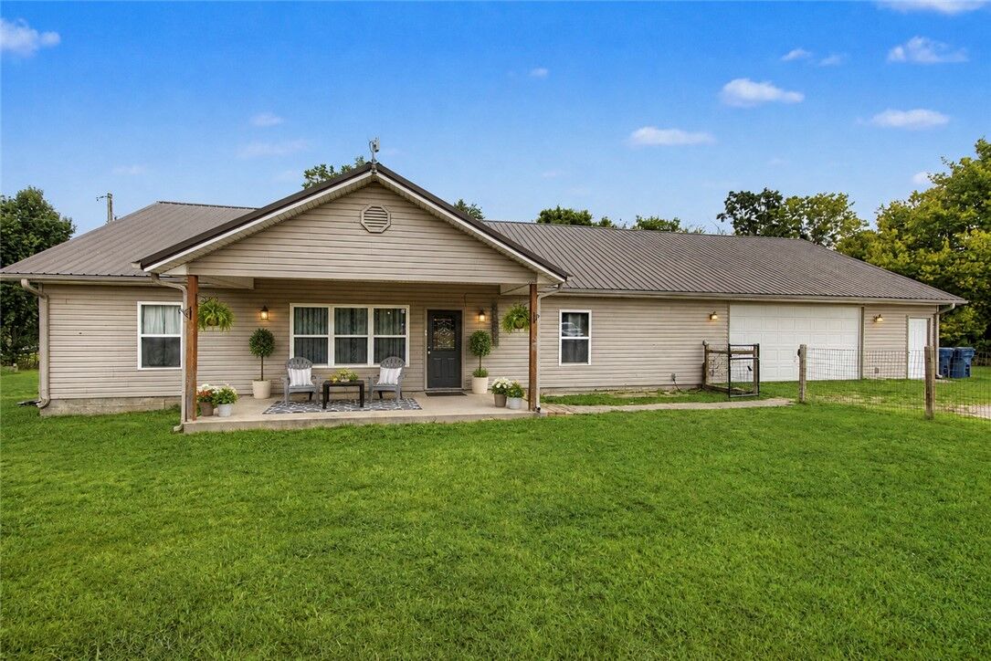 Property Photo:  13095 Earl Road  AR 72736 