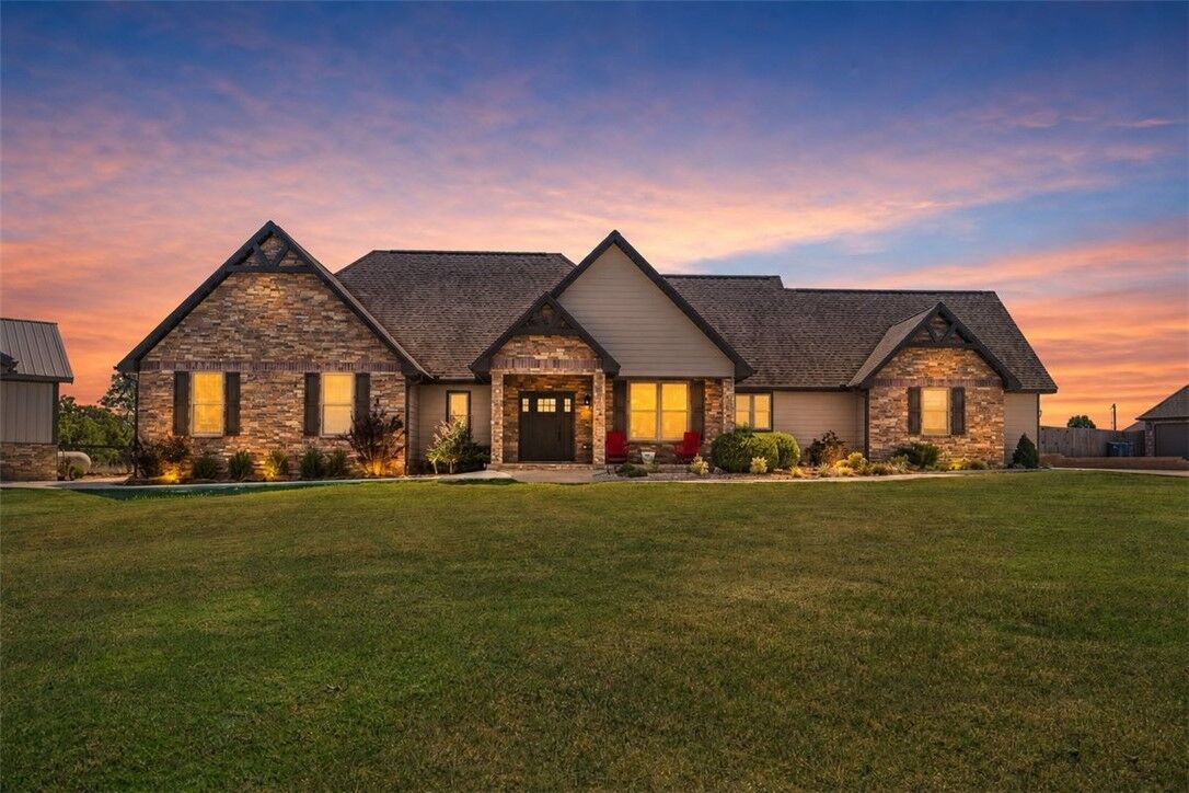 Property Photo: 125 Doering Circle AR 72751