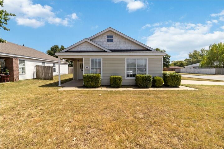 Property Photo:  765 Hackberry  AR 72762 