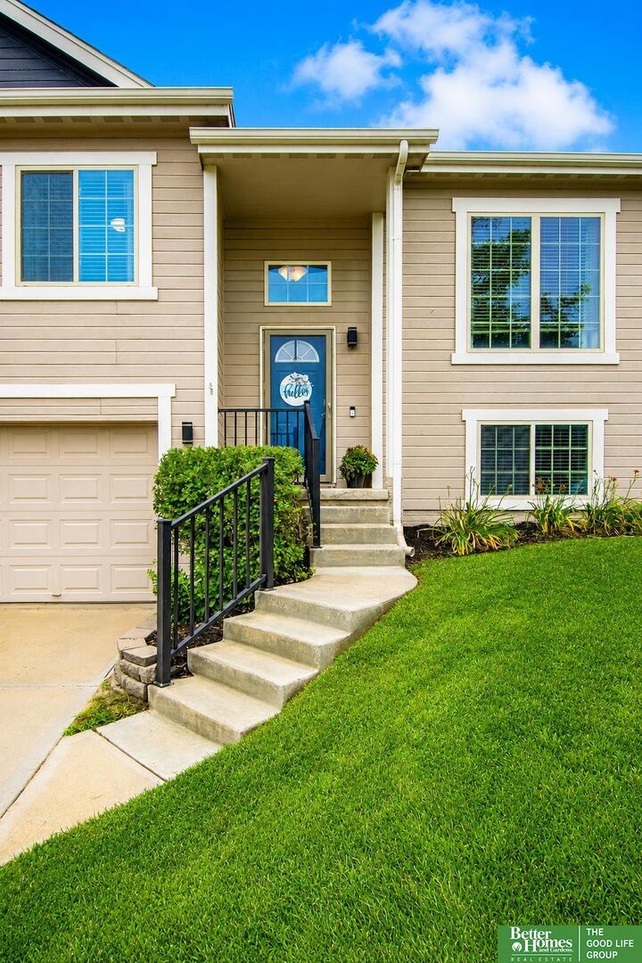 Property Photo: 19418 R Street NE 68135