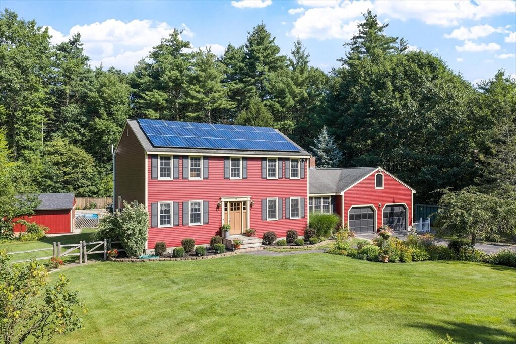 Property Photo:  17 June Street  MA 01463 