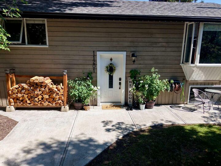 Property Photo: 11201 91 Street AB T8S 1P7