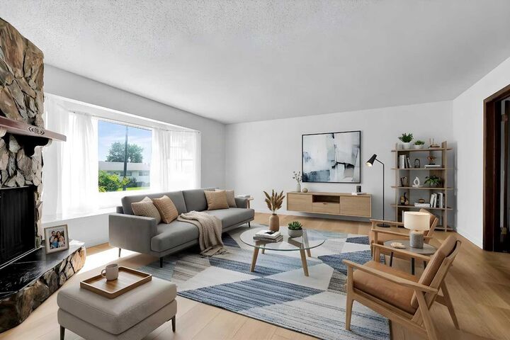 Property Photo: 7819 7 Street SW AB T2V 1G5