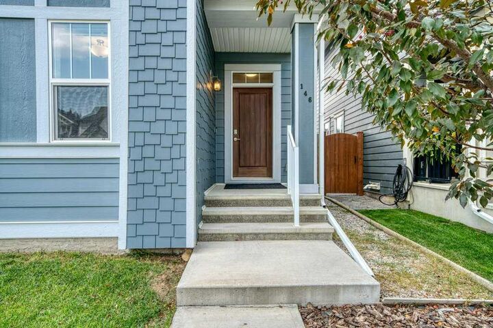 Property Photo: 146 Mahogany Grove SE AB T3M 1W9