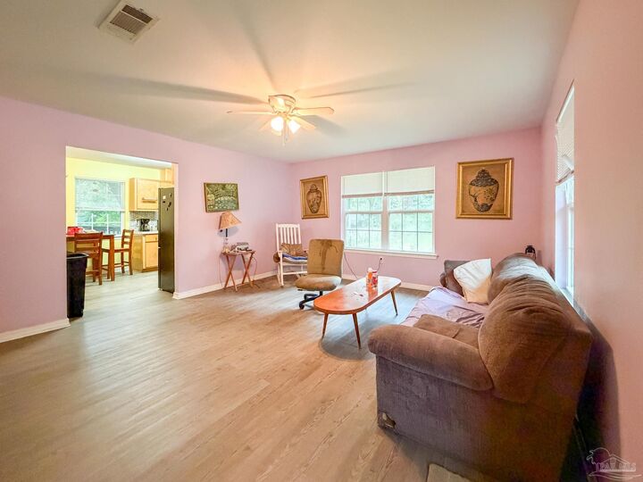 Property Photo: 9087 John Hamm Rd FL 32583