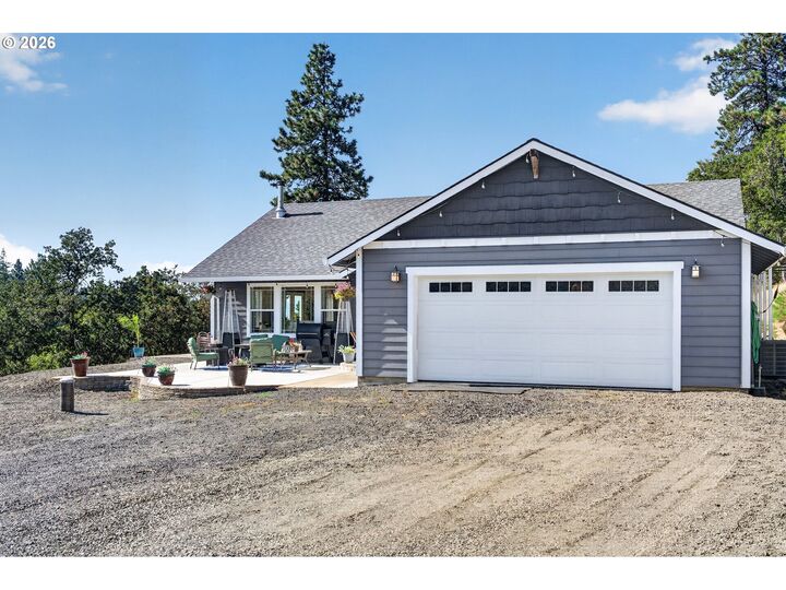Property Photo:  2035 Seven Mile High Rd  OR 97058 