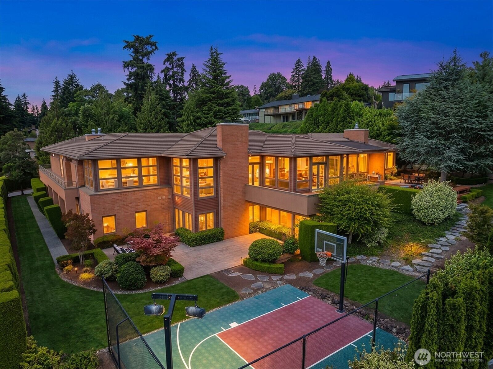 Property Photo:  8635 NE 19th Place  WA 98004 