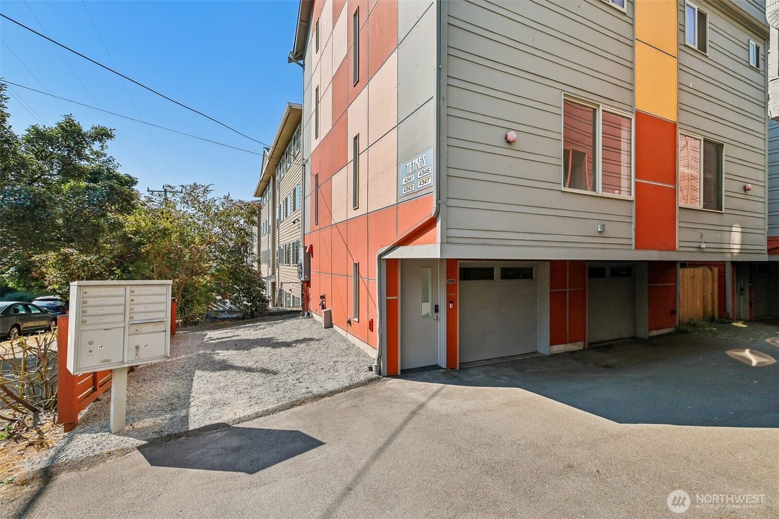 Property Photo: 4341 8th Avenue NE WA 98105
