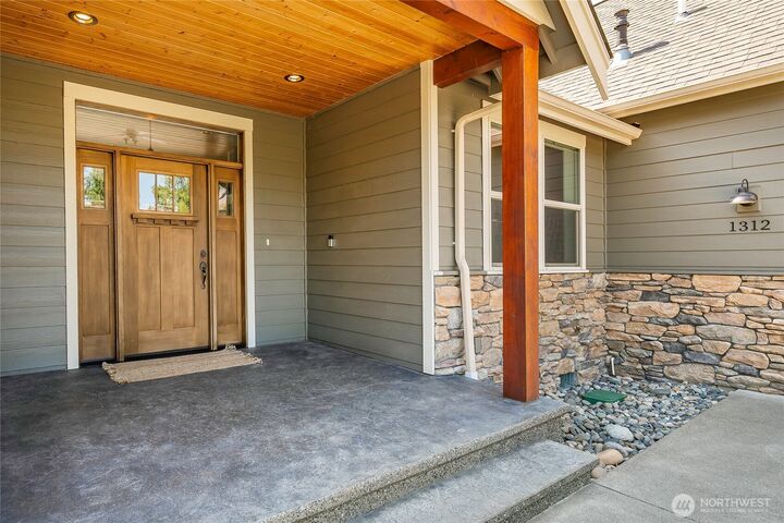 Property Photo:  1312  Bradley Meadows Court  WA 98264 