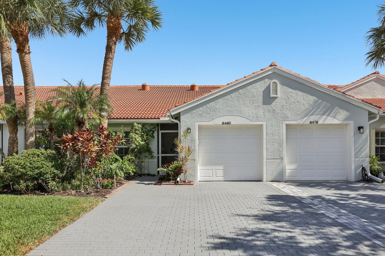 Property Photo:  8480 Logia Circle  FL 33472 