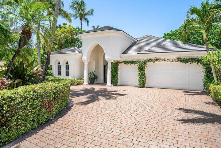 Property Photo:  108 San Marita Way  FL 33418 