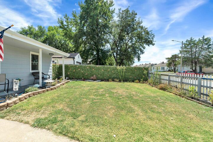 Property Photo:  822 S Beverly Dr.  KS 67218 