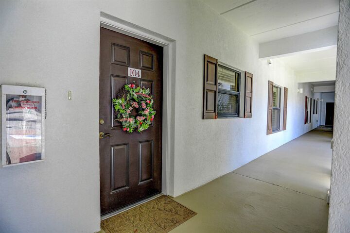 Property Photo: 120 Laurel Wood Way 104 FL 32086