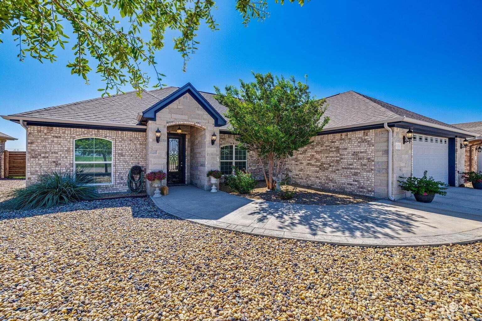 Property Photo: 5876 Bridlewood Court TX 76904