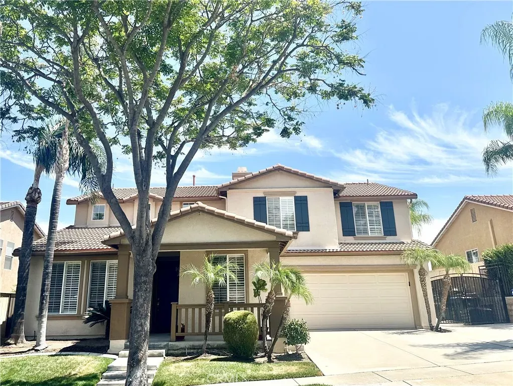 Property Photo:  3827 Holly Springs Drive  CA 92881 