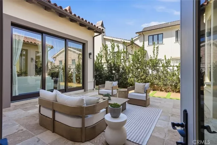 Property Photo:  18 Phillips Ranch Road  CA 90274 