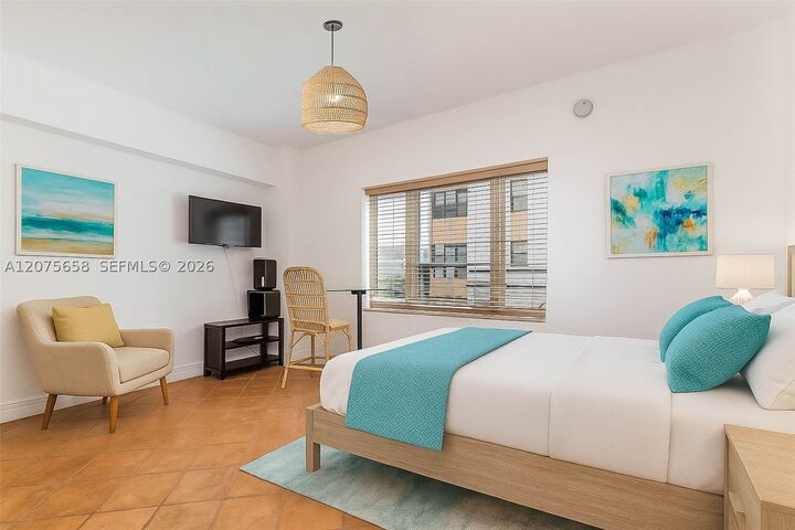Property Photo:  255 W 24th St 208  FL 33140 