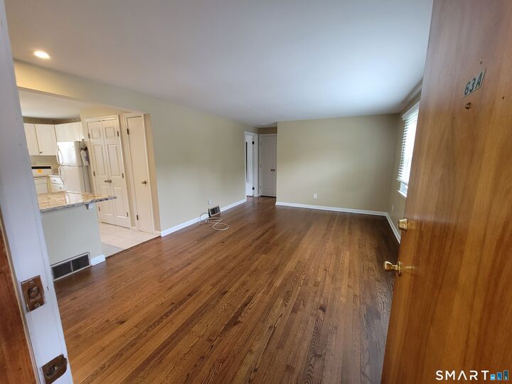 Property Photo:  63 Robert Treat Drive 5  CT 06460 
