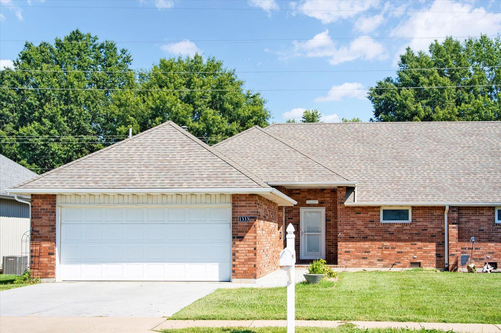 Property Photo: 1333 W Edgewood Street MO 65807