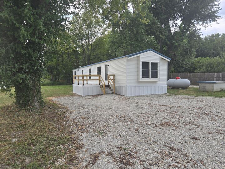 Property Photo: 25990 Elk Road MO 65724
