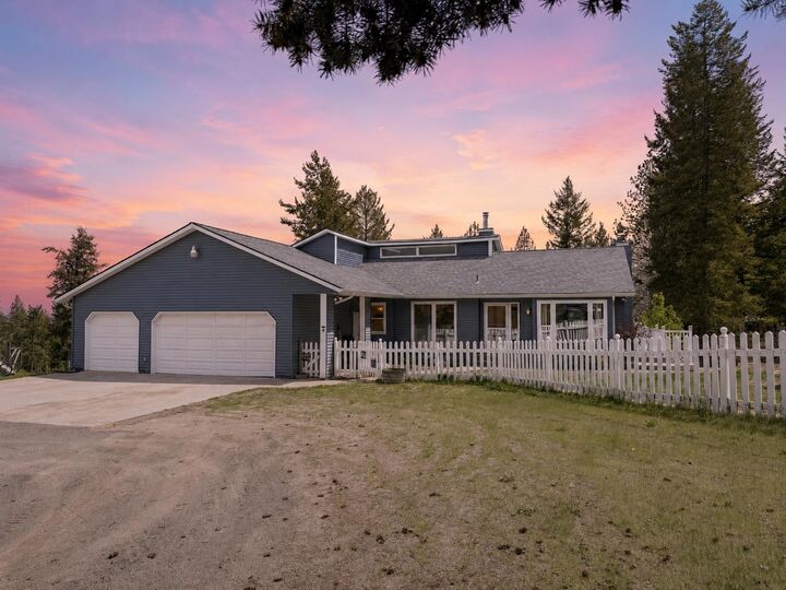 Property Photo:  5418 S Wallbridge Rd  WA 99006 