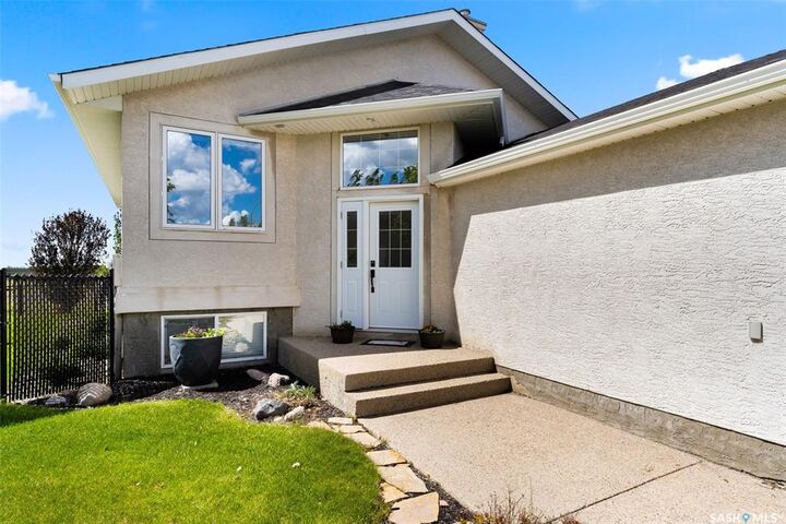Property Photo:  18 Marwood Bay  SK S0G 0E0 