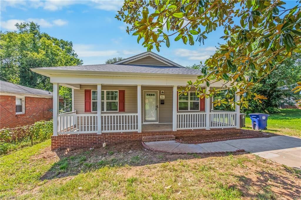 Property Photo: 2816 Ansonia Street NC 27105