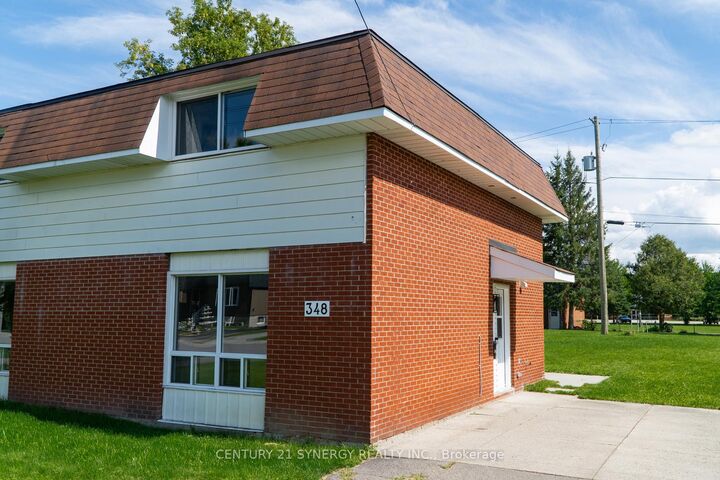 Property Photo:  348 Pattie Drive  ON K7C 3R5 