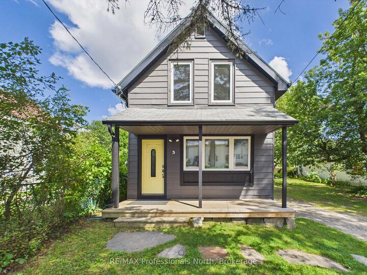 Property Photo: 3 Spadina Avenue ON P1L 1C7