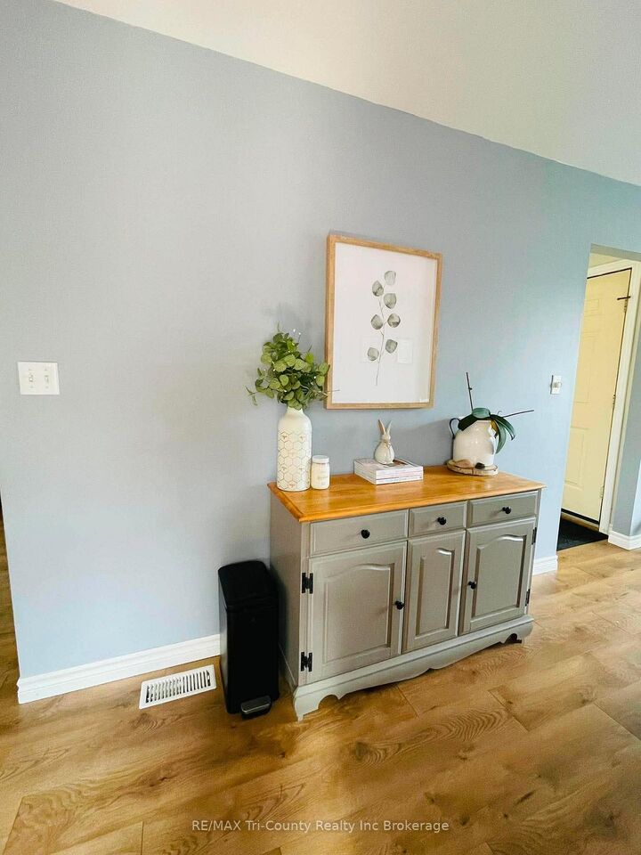 Property Photo: 173 Carroll Street W ON N7G 3P8