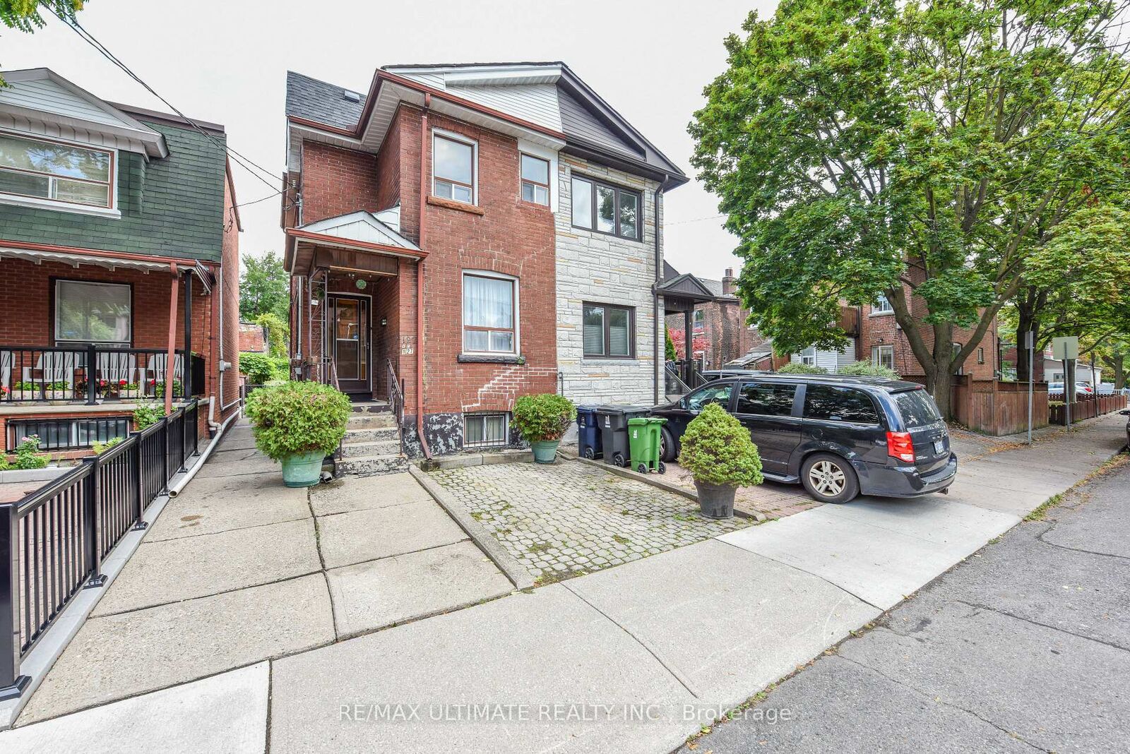 Property Photo: 127 Salem Avenue ON M6H 3C4