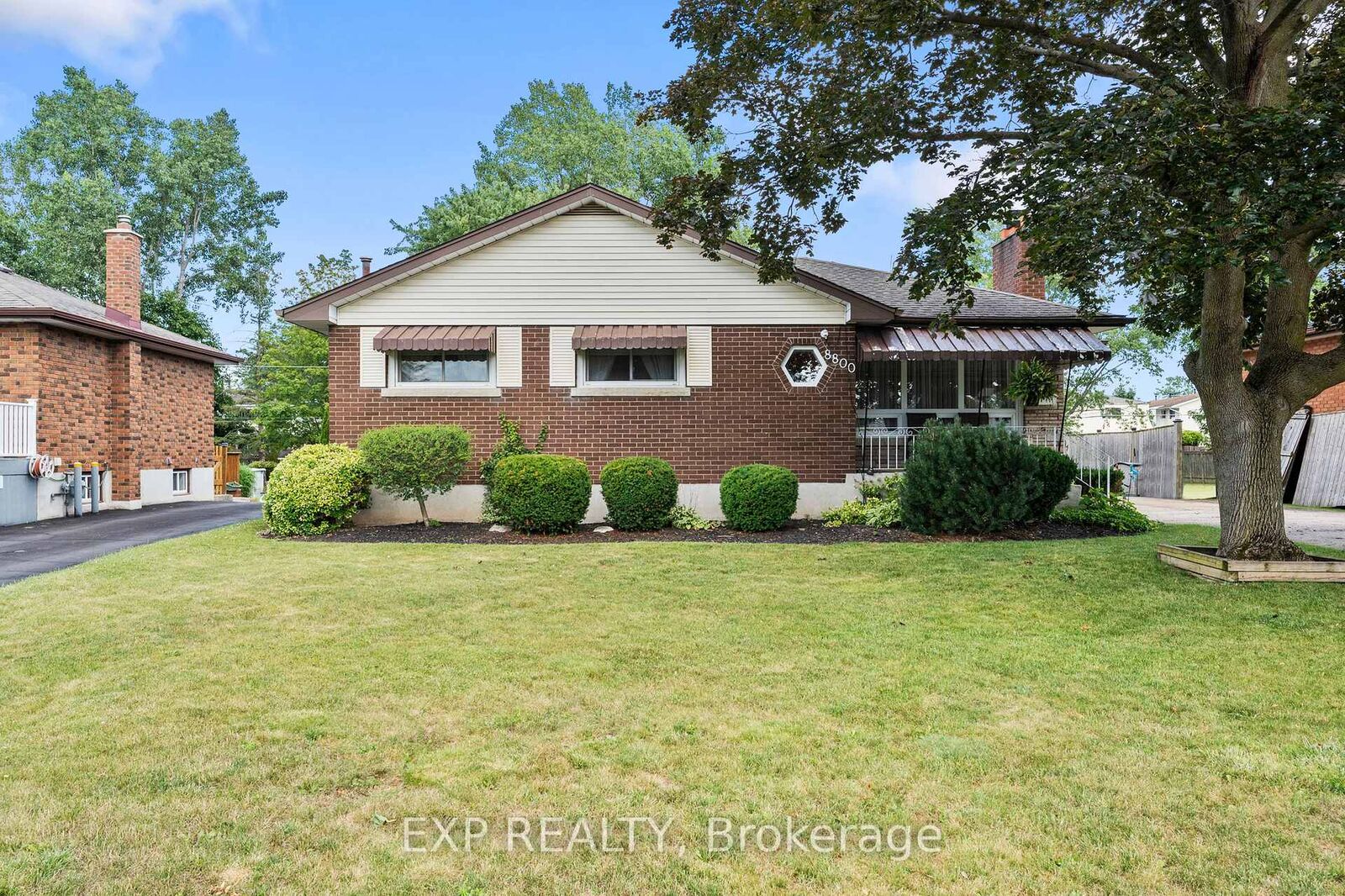 Property Photo: 8800 Champlain Drive ON L2G 6Y6