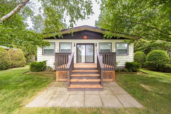 Property Photo:  74891 Dr George Smith Avenue  ON N0M 1G0 