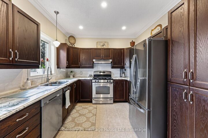 209 Munnoch Boulevard — photo 1