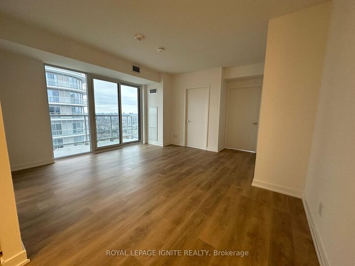 Property Photo:  2033 Kennedy Road 3002  ON M1T 0B9 