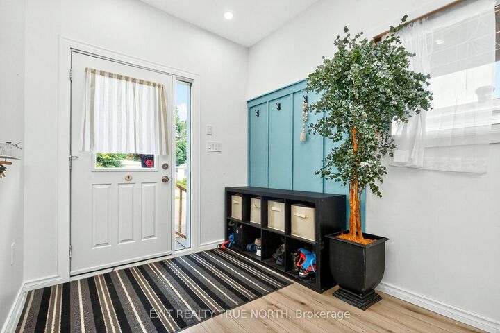 Property Photo: 19 Vics Road ON L4R 0B9