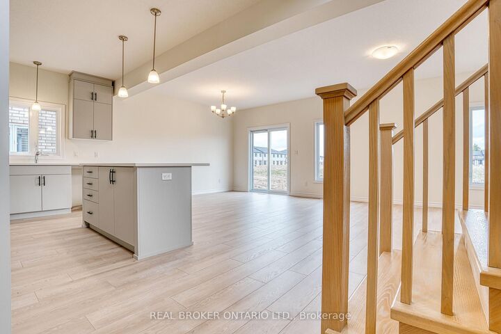 Property Photo: 46 Ford Drive ON N5A 0L3