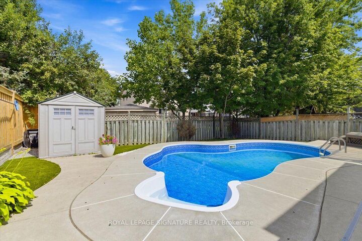 50 Lumsden Crescent — photo 1